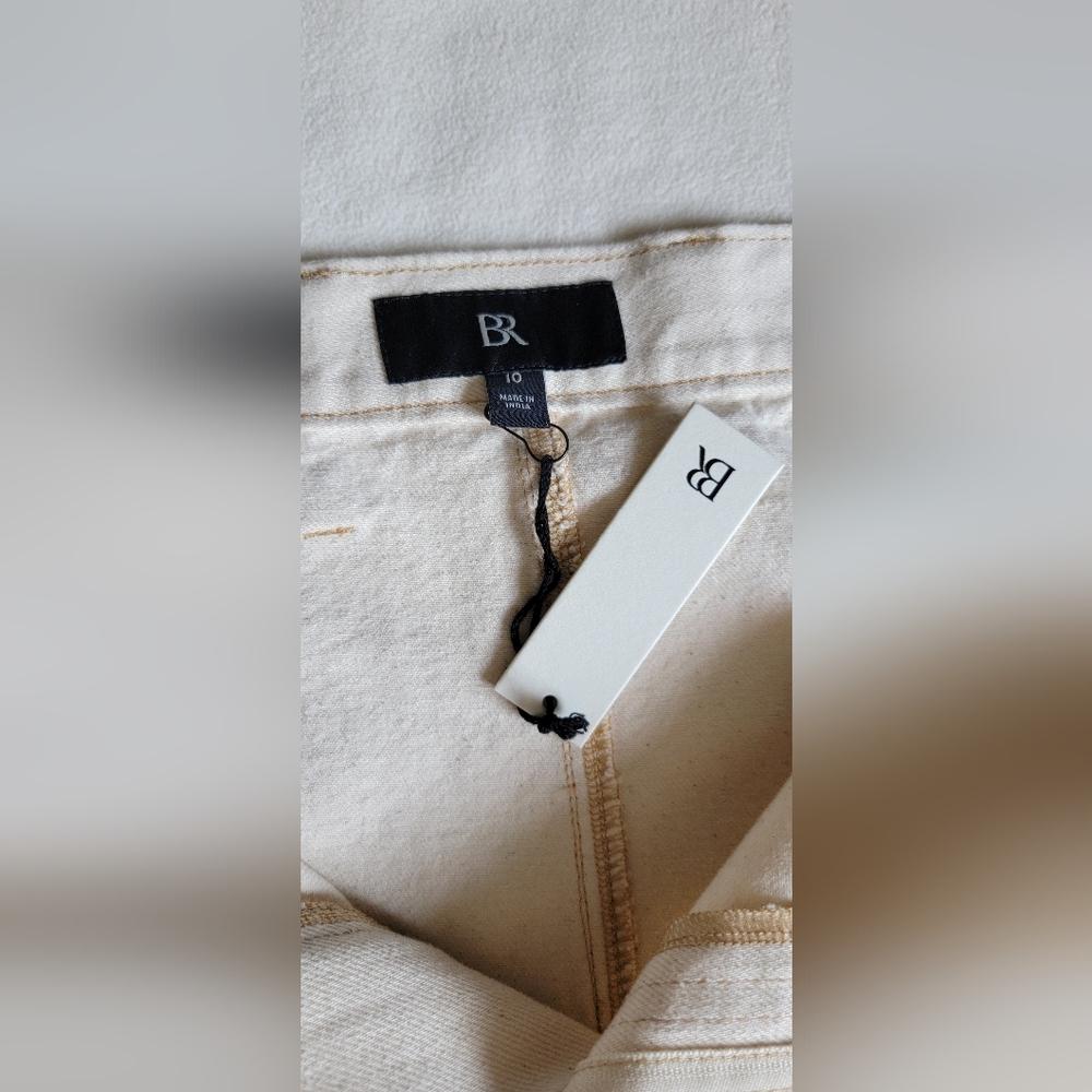 Banana Republic Harlow Denim Cargo skirt, size 10 - Picture 6 of 12